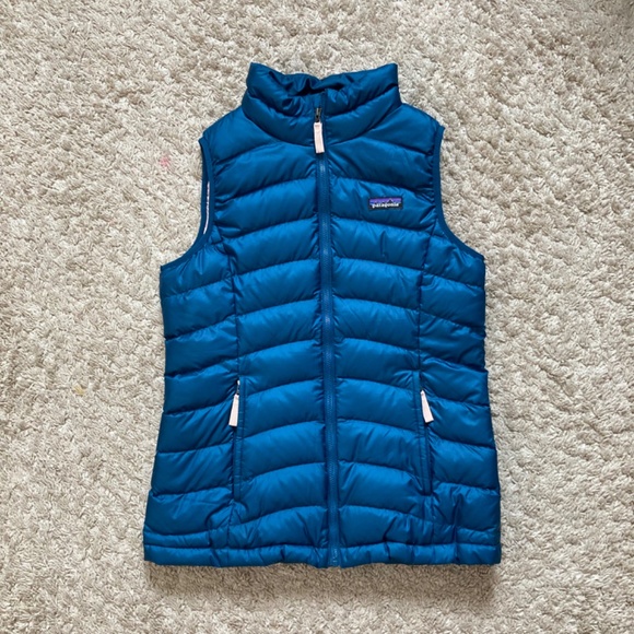Patagonia Water Repellent Down Vest - Picture 7 of 7